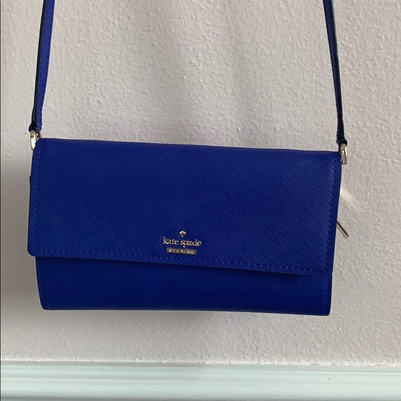 kate spade Accessories - Kate Spade crossbody cardholder